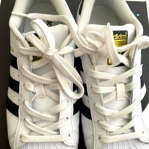I’m a size 9 but for some reason on these shoes the size says 7.5 must be unisex